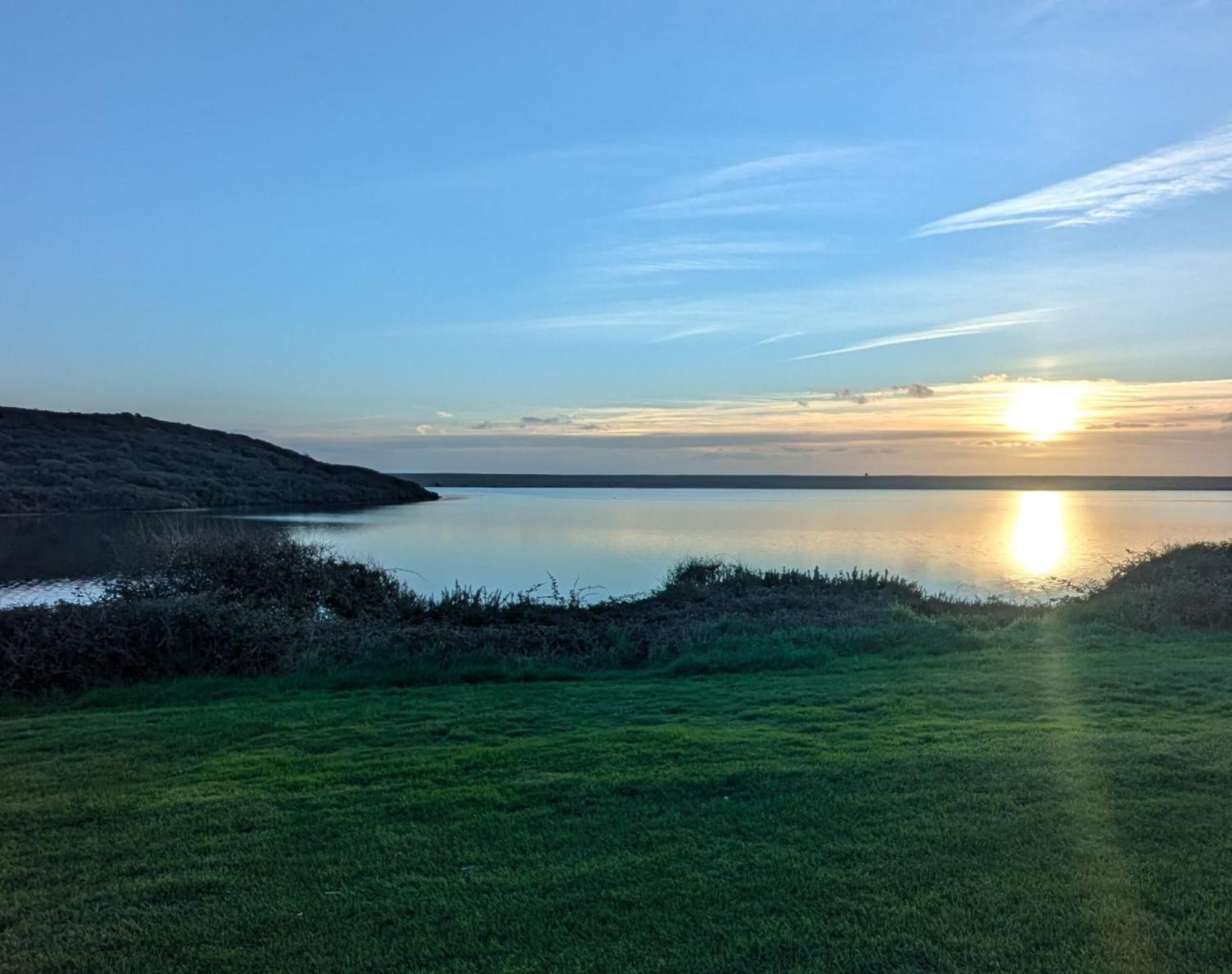 Beautifully Presented Dog Friendly Caravan On Very Popular Littlesea Holiday Haven Park Weymouth Wyke Regis エクステリア 写真